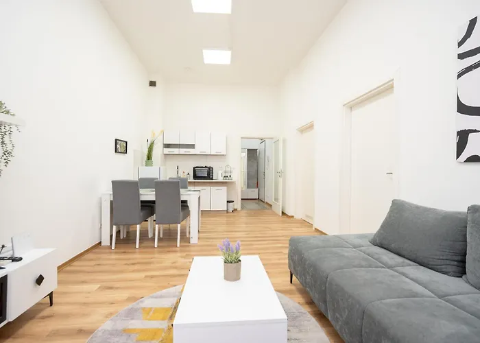 Moonstone 4 Apartman *