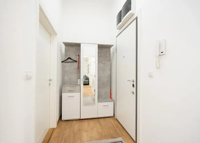 Apartman Moonstone 4 *